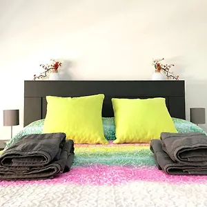 apartamento-vialia-estacion-de-autobus-centro.1costadelsol.com/